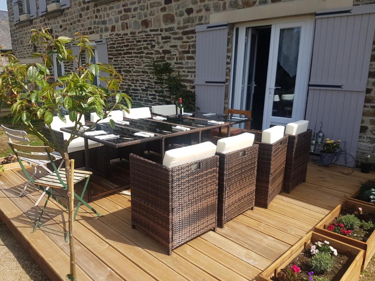 La Bastide Du Bonheur Chambres Et Tables D'Hotes Ger  Exterior photo